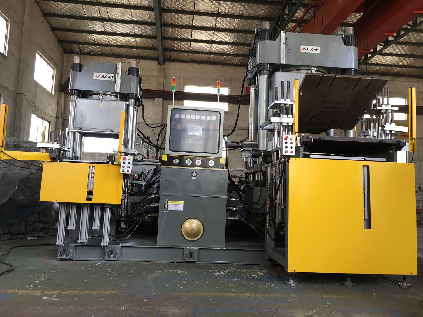 Vacuum Rubber Compression Machine 600 / 250 Ton
